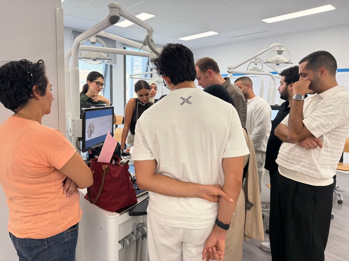 L’UEMF lance le DU en Implantologie Chirurgicale et Prothétique Digitalisée