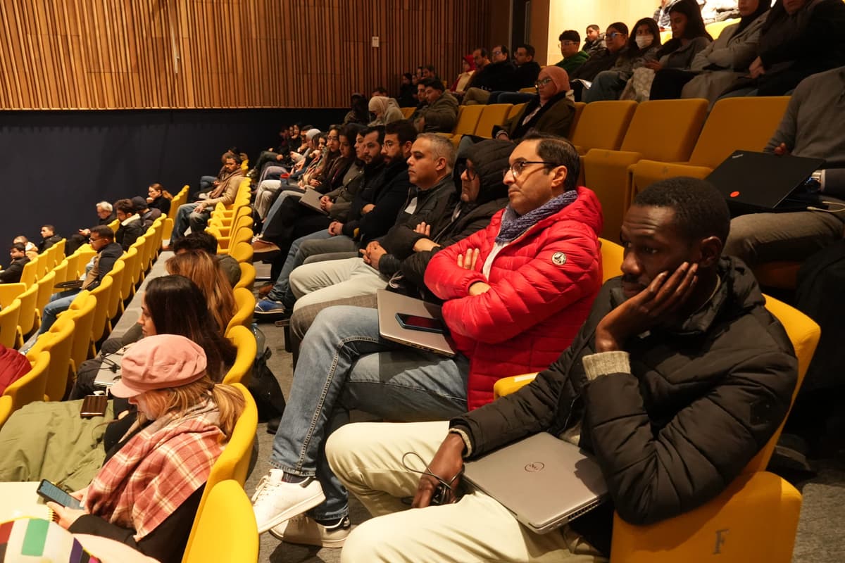 Platon et l’éthique citoyenne : conférence du Dr. Rachid Achachi