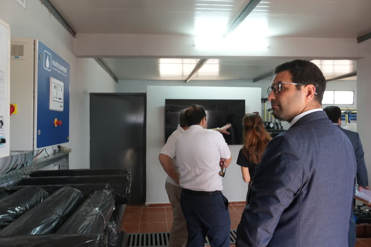 Modèle d’innovation au service d’une agriculture durable : L’OCDE découvre la ferme expérimentale Agritech de l’UEMF