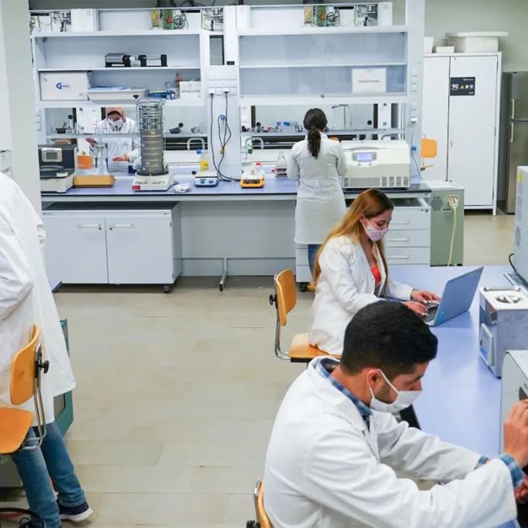 Faculté des Sciences Infirmières et Techniques de Santé