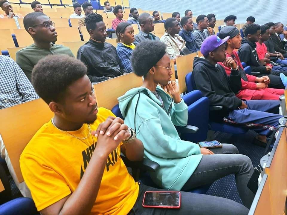 Meeting of H.E. the Ambassador of Gabon to Morocco with the Gabonese student community