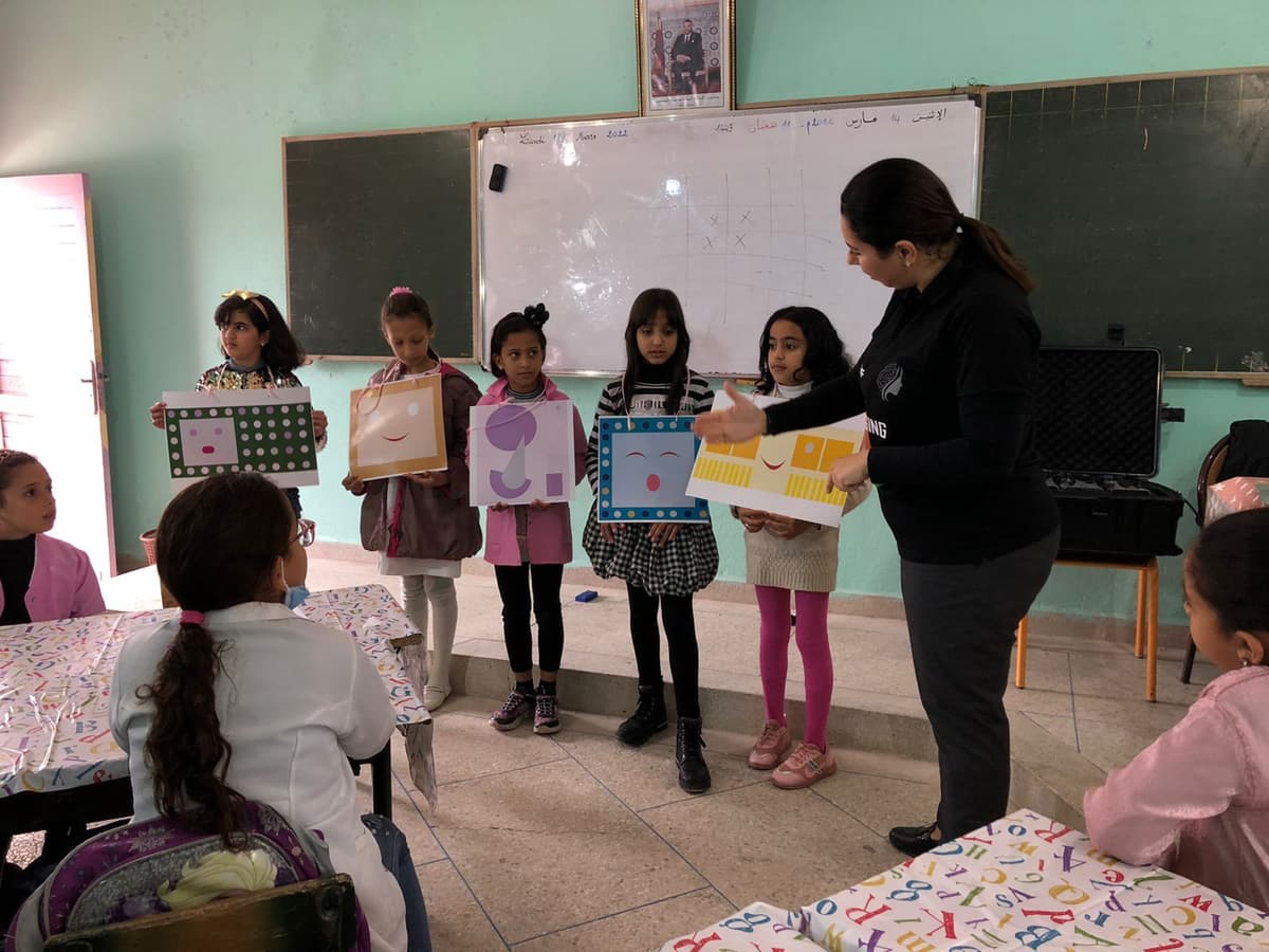 [Chaire ICESCO Femmes en Sciences : IA et Futur] plus de 100 élèves filles du primaire de la région Fès-Meknès découvrent l’IA lors des Coding Bootcamps 