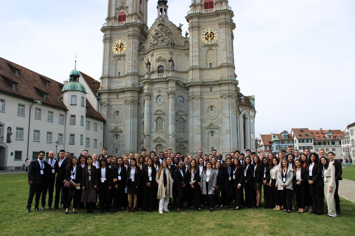 Prof. Hafsa El Bekri participates in the "Model World Trade Organization" in St. Gallen and Geneva