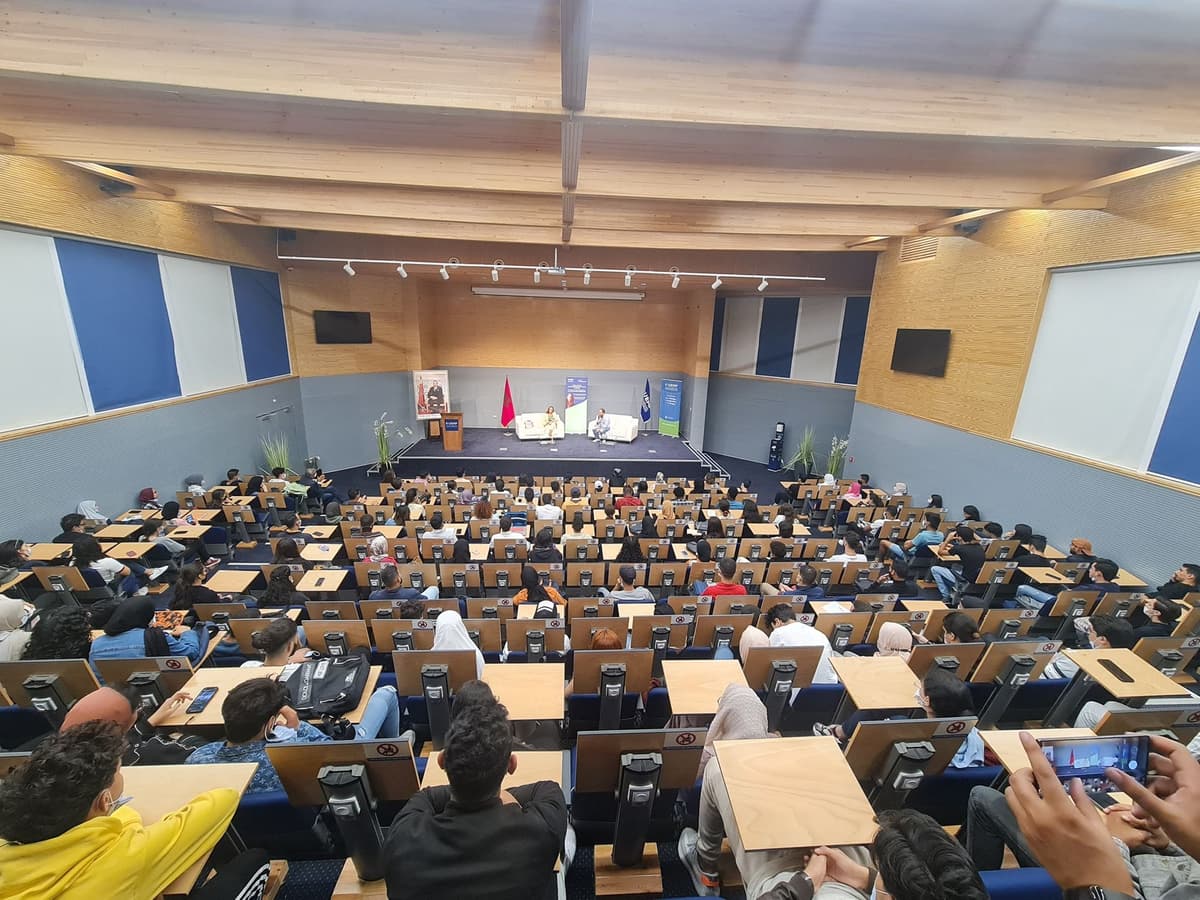 "Défis actuels de l'entreprenariat digital au Maroc" par Mme. Saloua Karkri Belkziz