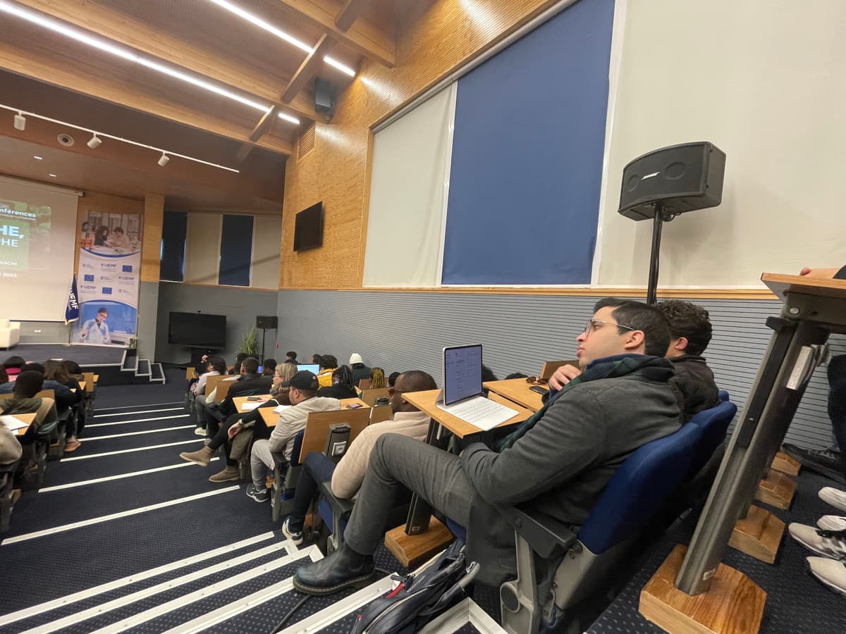 "Friedrich Nietzsche, un philosophe actuel" par Rachid Achachi