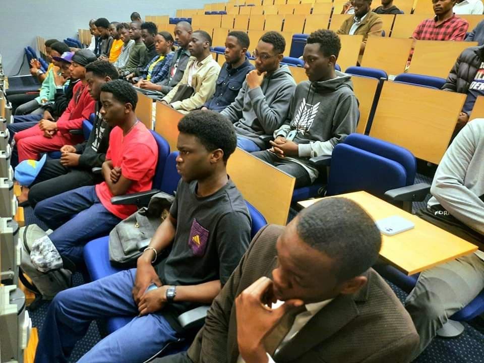 Meeting of H.E. the Ambassador of Gabon to Morocco with the Gabonese student community