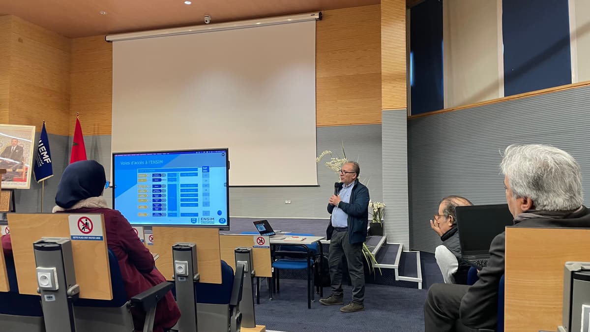 Conférence du Pr. Nourdin Yaakoubi du laboratoire d’acoustique de l’Ecole Nationale Supérieure des Ingénieurs du Mans (ENSIM)