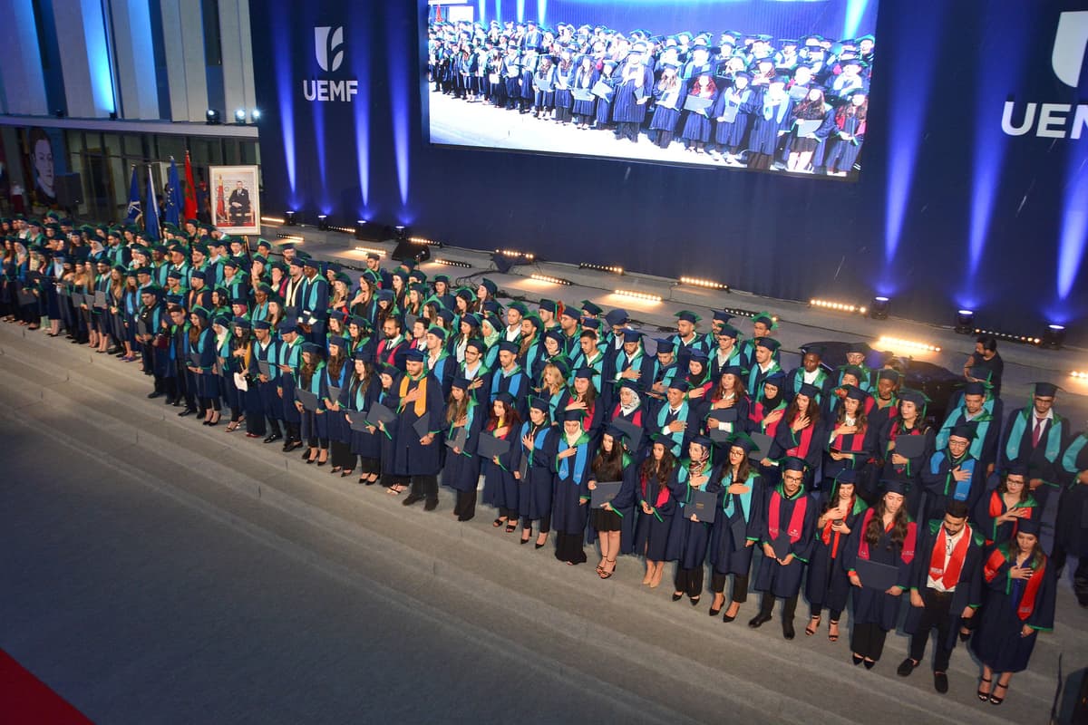 Cérémonie officielle de remise des diplômes en l’honneur des étudiants diplômés de l’UEMF