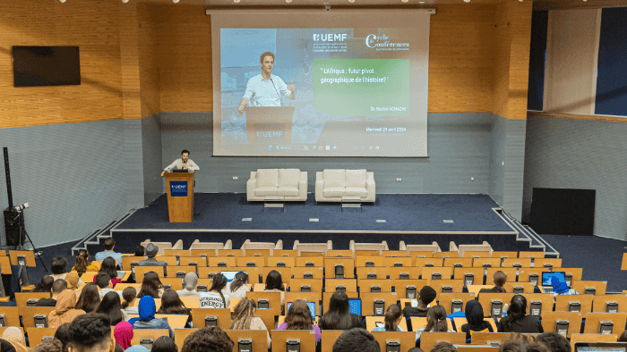 « L’Afrique : futur pivot géographique de l’histoire ? » Conférence de Dr. Rachid ACHACHI