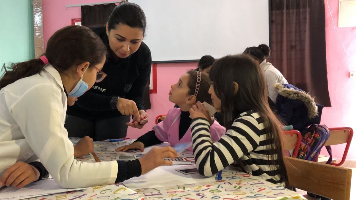 [Chaire ICESCO Femmes en Sciences : IA et Futur] plus de 100 élèves filles du primaire de la région Fès-Meknès découvrent l’IA lors des Coding Bootcamps 