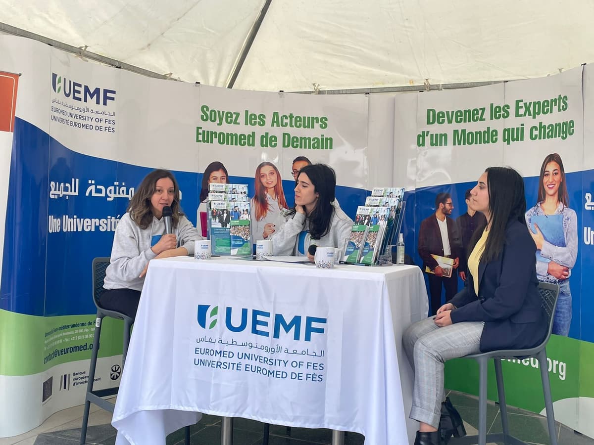 [Journée Portes Ouvertes] L'UEMF accueille et conseille les futurs étudiants sur leurs projets d'études 