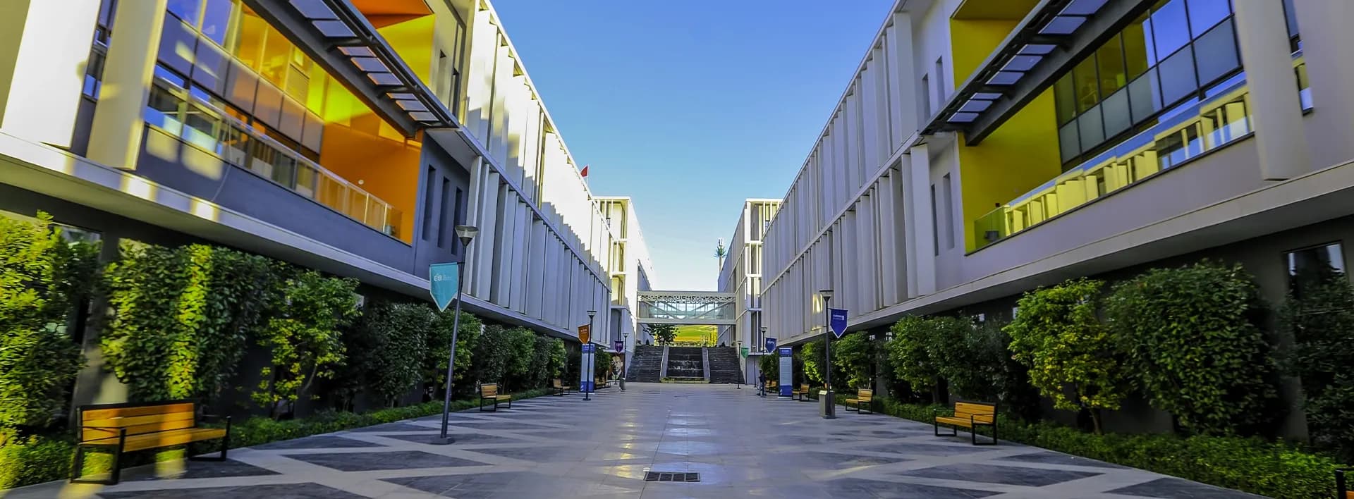 حرم جامعي حديث، مستدام، وملهم