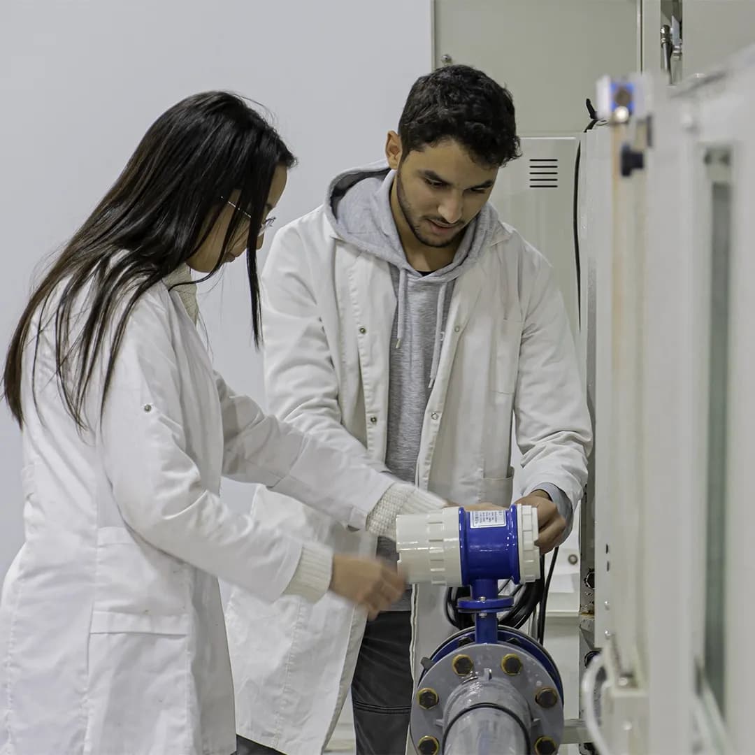 المدرسة متعددة التقنيات 