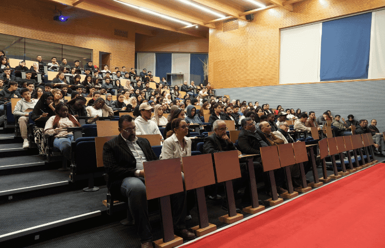 Regards contemporains sur l’architecture, la mobilité et les infrastructures urbaines avec M. Anass Amazirh