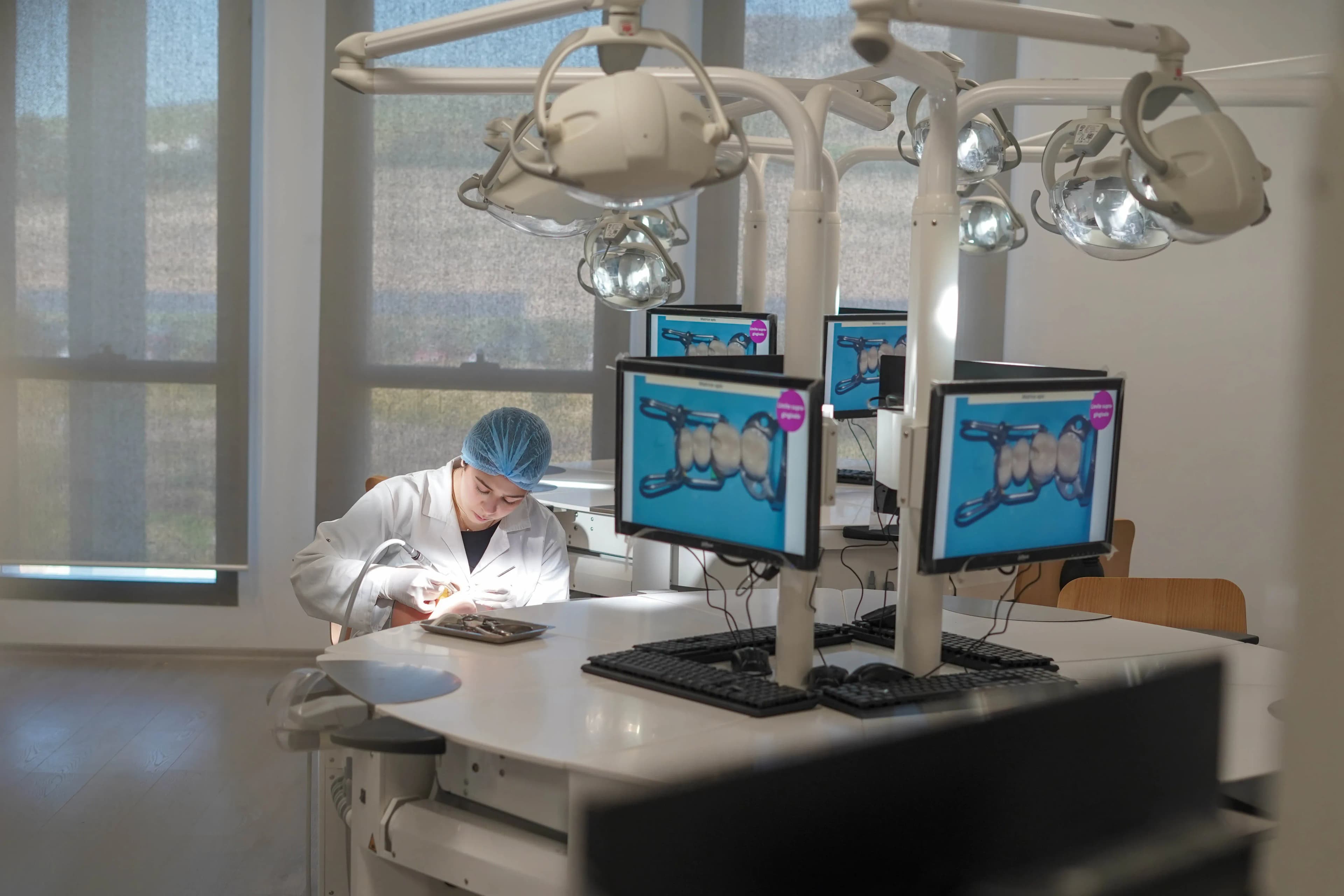 Faculté de Médecine Dentaire