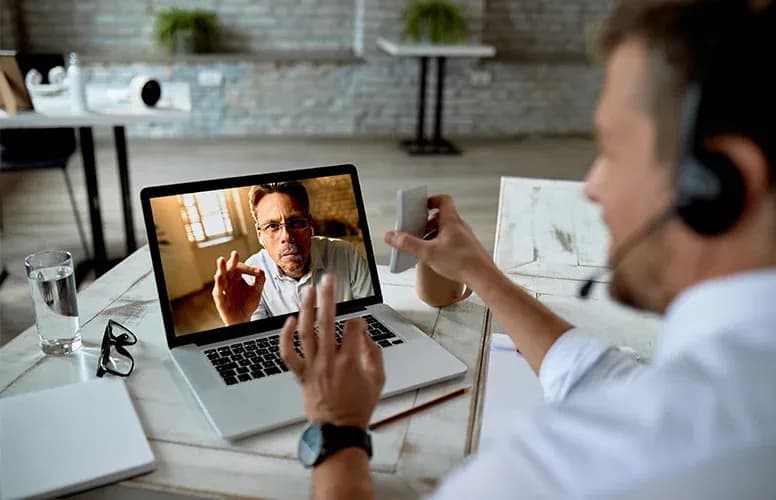 Investigating the Mechanisms of Digital Psychological Support on Acculturative Stress Among Migrants in Morocco