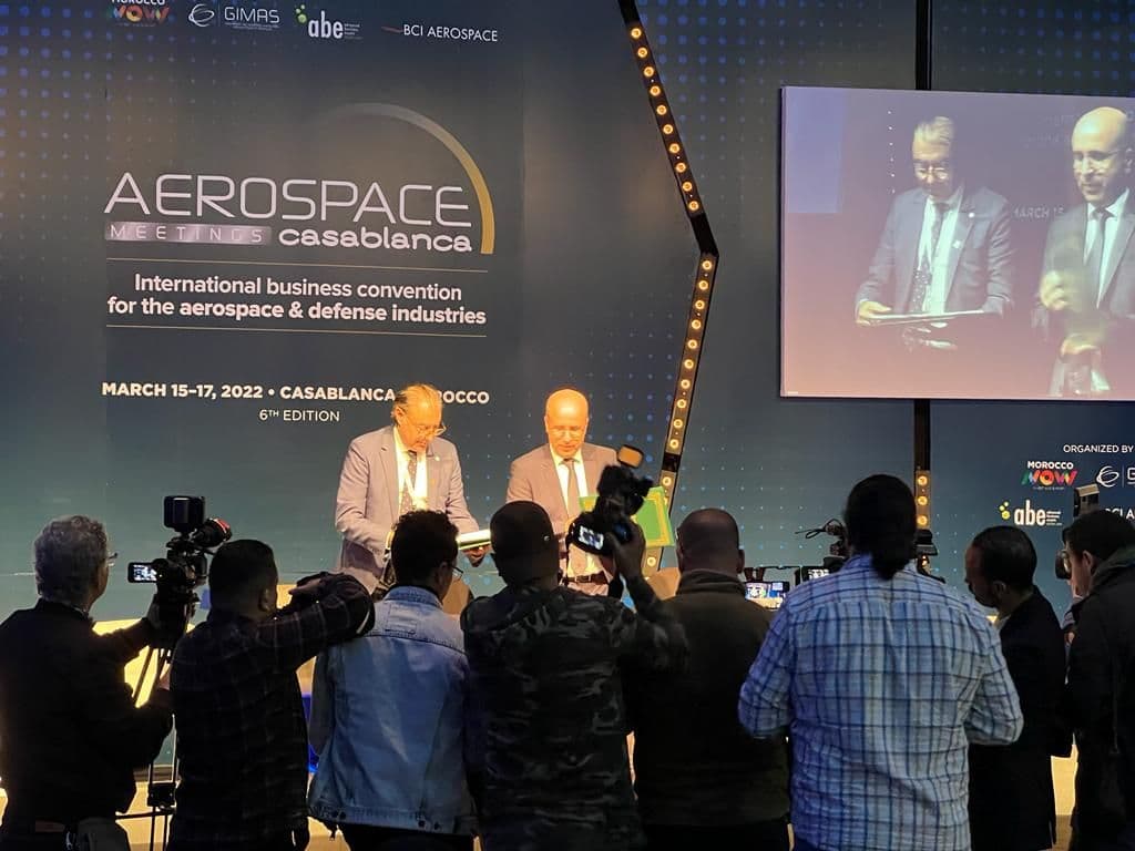 Signature de convention entre l’Université Euromed de Fès et l’Aerospace Mroccan Cluster