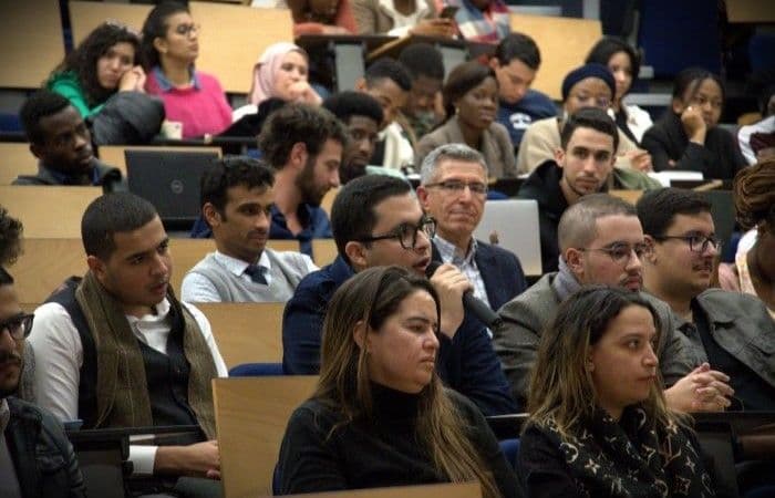 Conférence de Bernard LUGAN : "la colonisation et les amputations territoriales du Maroc"