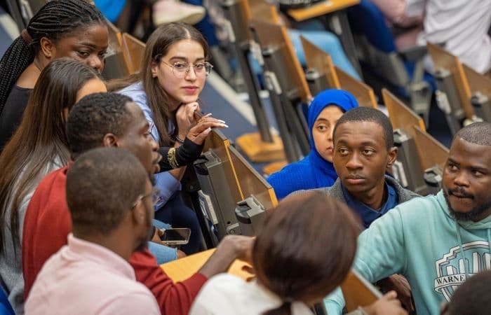 Students' interactive forum à l’UEMF