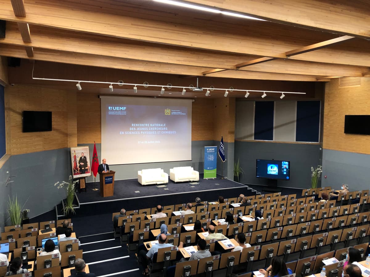 2ème Rencontre Nationale des jeunes chercheurs en sciences physiques et chimiques