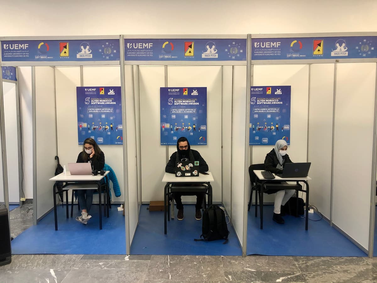 Hackathon sous le thème de l'intelligence artificielle appliquée à l’éco-mobilité