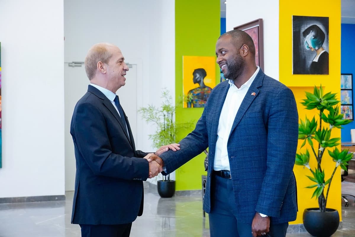 Visite de courtoisie de S.E M. Le Consul Général des Etats-Unis d’Amérique au Maroc