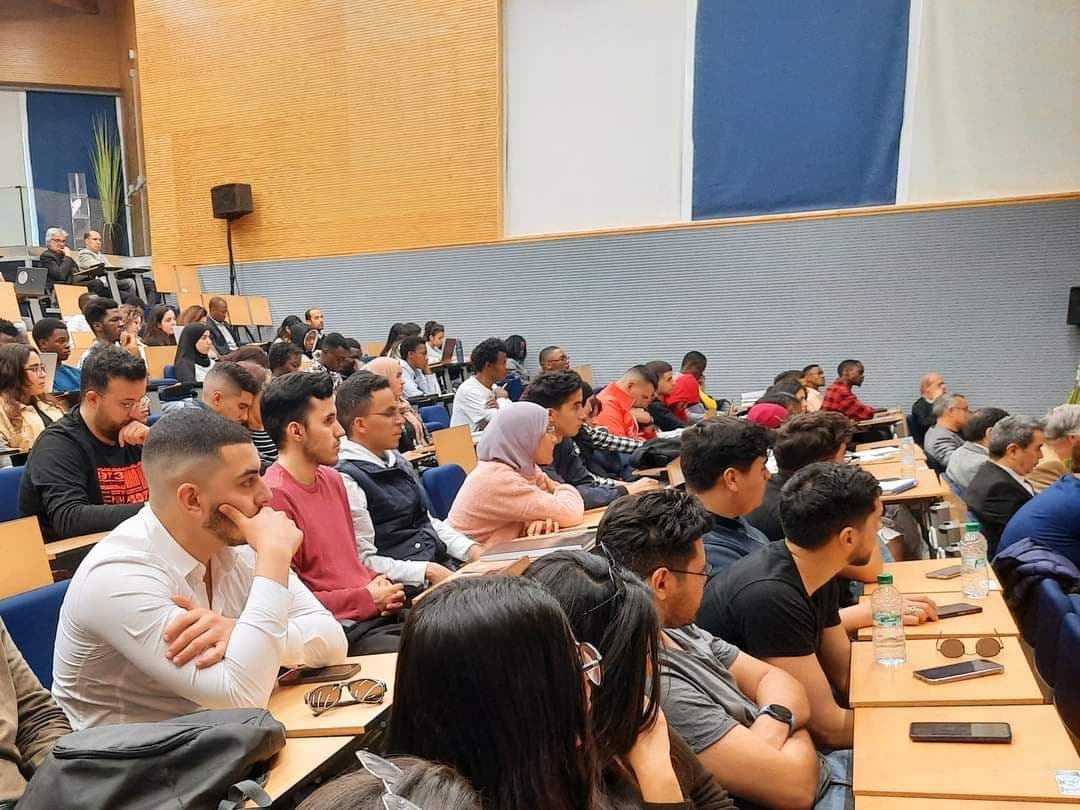 Les nouvelles guerres d’influence dans les relations internationales par M. Frédéric CHARILLON