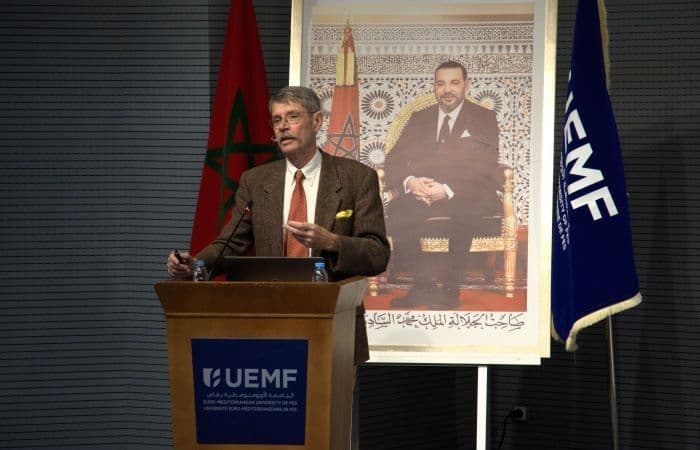 Conférence de Bernard LUGAN : "la colonisation et les amputations territoriales du Maroc"