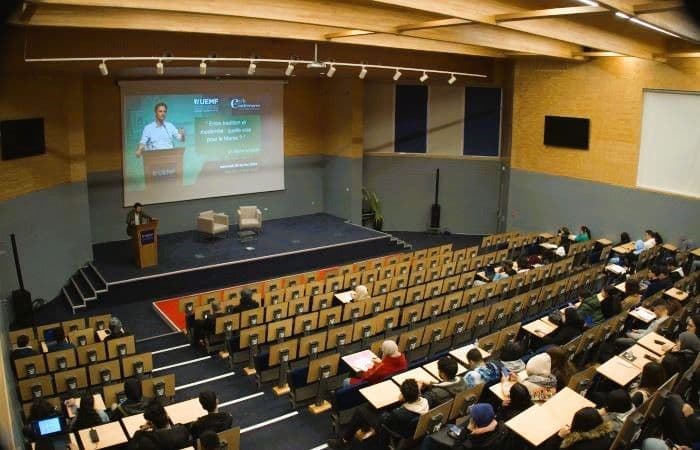 « Entre tradition et modernité : quelle voie pour le Maroc ? » Conférence de Dr. Rachid ACHACHI