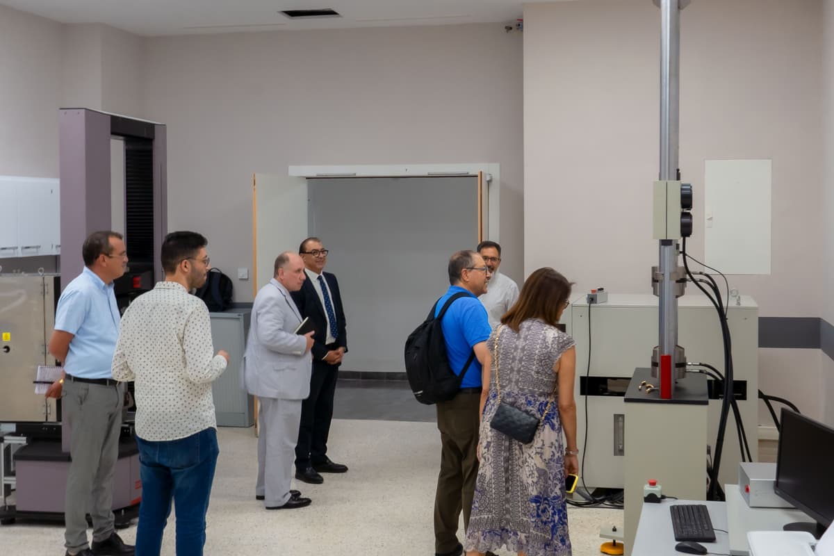 L’UEMF accueille l’Université George Washington pour un nouveau partenariat de collaboration