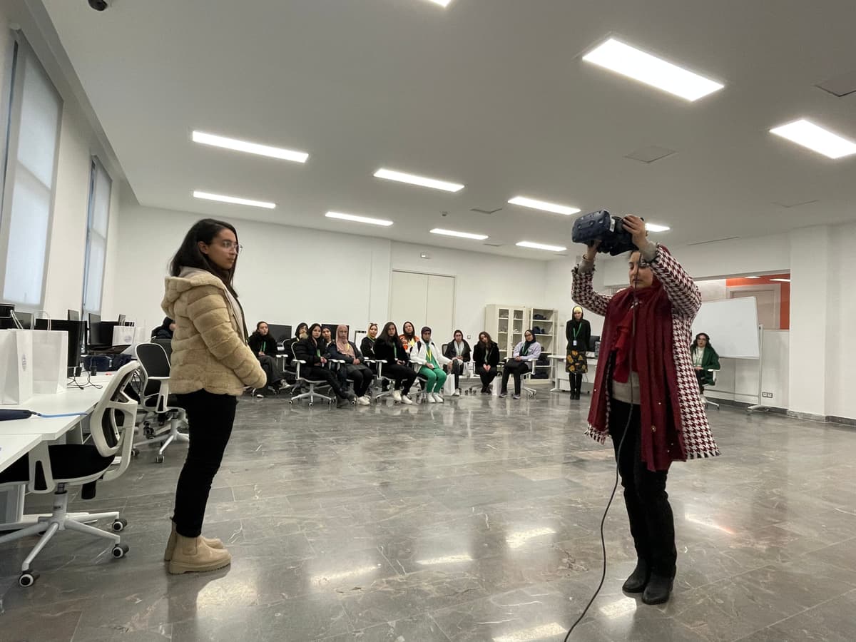 Le Hackathon Teens in AI : une compétition pour générer les prochaines leaders éthiques en IA