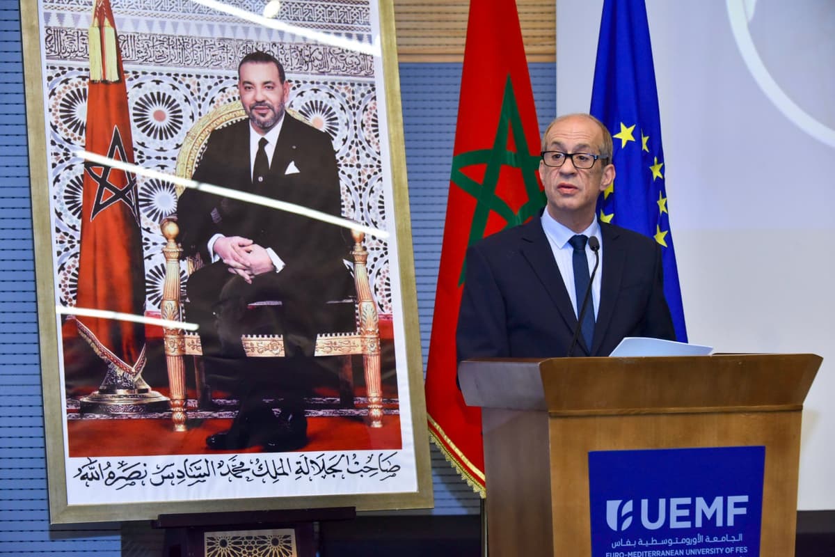 Une délégation composée de l’UE, de la BEI et des Ambassadeurs de l’UE, visite l’UEMF pour un échange inédit avec les étudiants