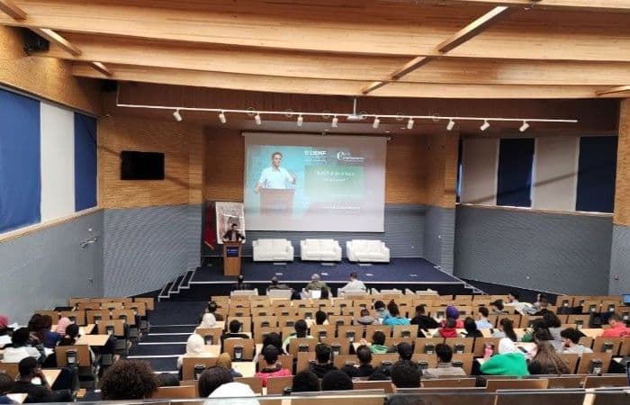 KANT et la critique de la raison : par Pr. Rachid ACHACHI