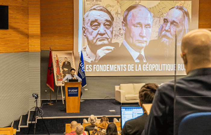 La conférence du Pr. ACHACHI autour des fondements de la géopolitique Russe