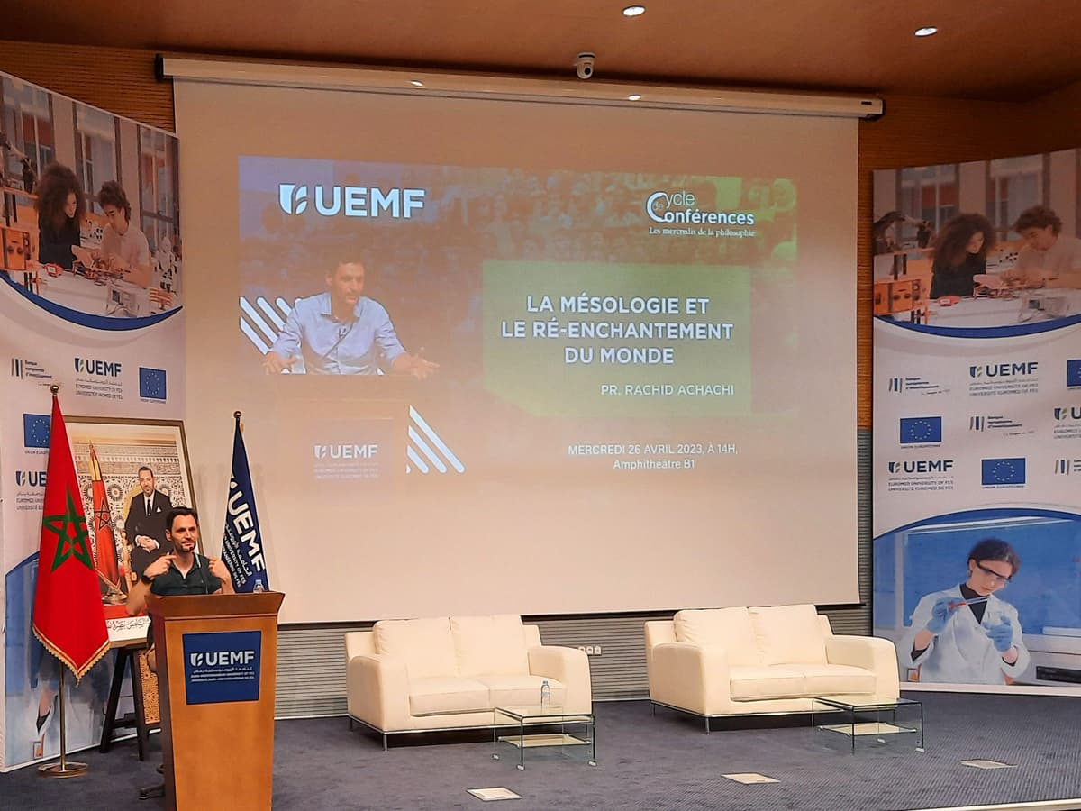 La mésologie et le ré-enchantement du monde : thématique de la conférence du Pr. Rachid Achachi
