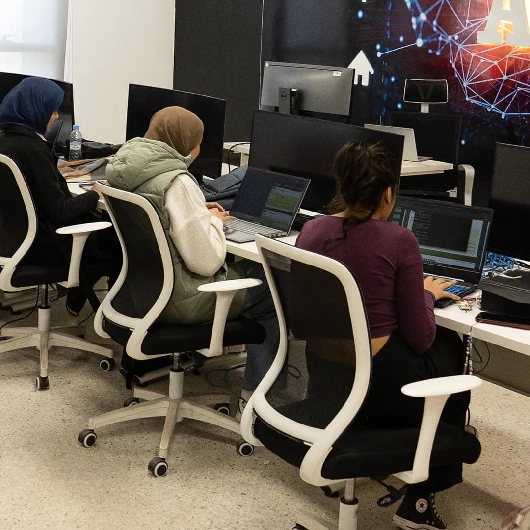 High-speed Wi-Fi and charging stations