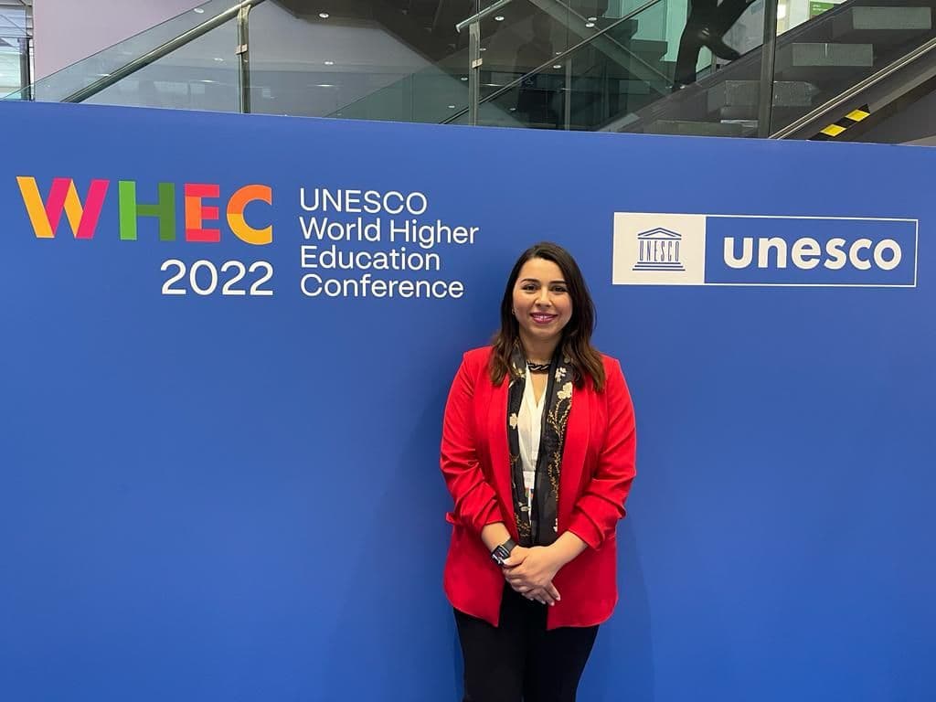 Pr. Maha Gmira soulève le rôle de l'IA dans l'apprentissage à la conférence mondiale de l'UNESCO sur l'enseignement supérieur